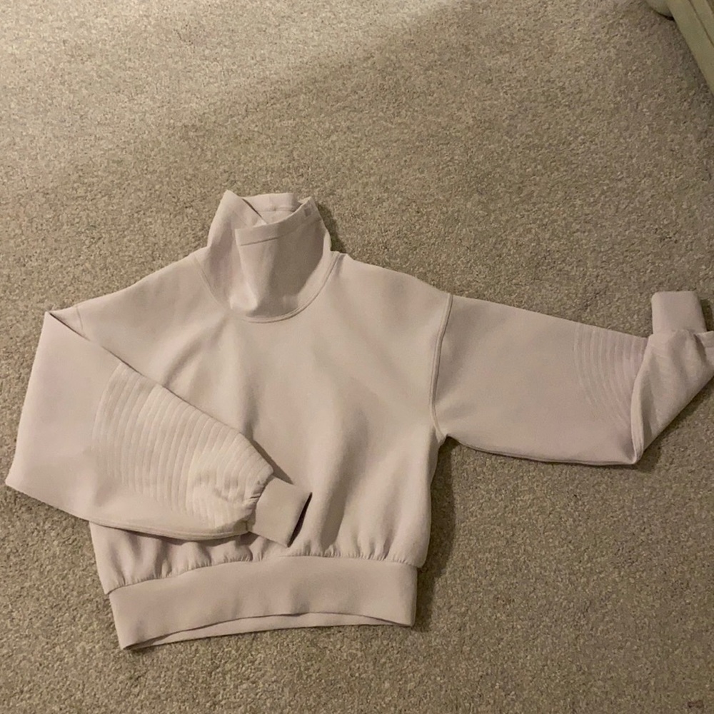 Lululemon turtle neck sweatshirt